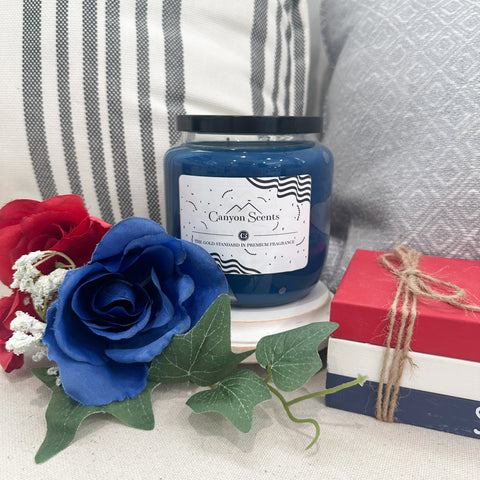 Patriotic Candle "Berry Citrus Blue"