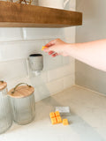 Warmer Wall Plug-in White Hobnail