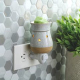 Warmer Wall Plug-in Rustic White